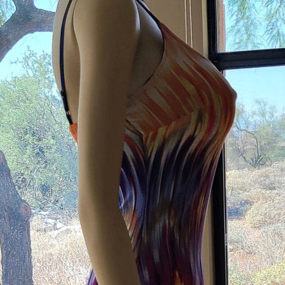 AMAZING LONG DRESS WITH BRIGHT COLORS - Picture 3 of 9